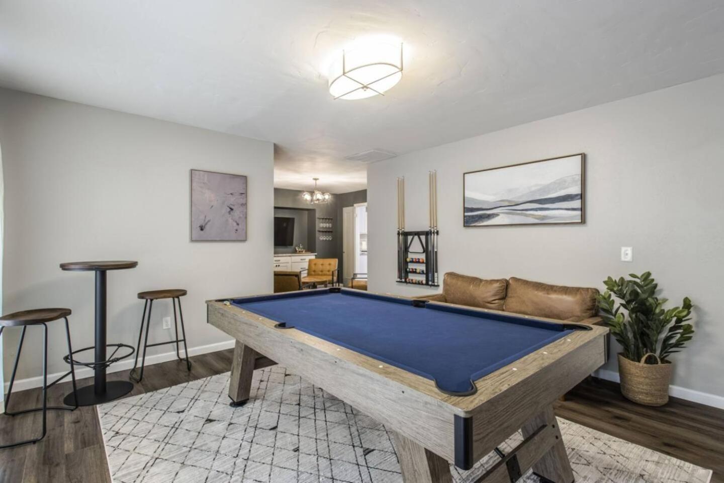 オクラホマシティ New Hummingbird Haven - Nw Okc, Billiards, Firepitヴィラ エクステリア 写真